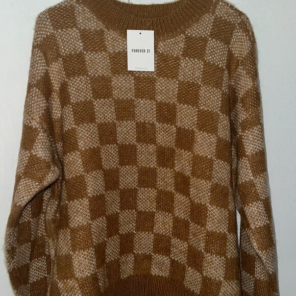 Checkered Sweater - Picture 1 of 3